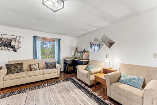 24-web-or-mls-7751 Airport Rd-55.jpg