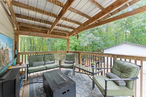 57-web-or-mls-7751 Airport Rd-243.jpg