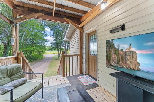 58-web-or-mls-7751 Airport Rd-248.jpg