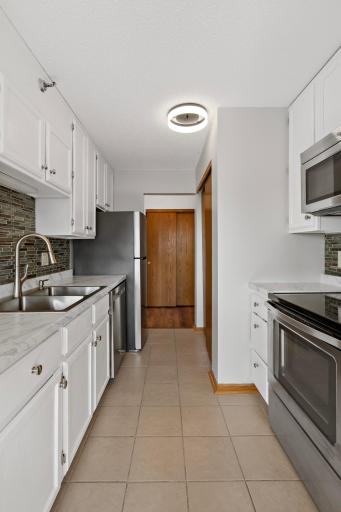 12-print-433 S 7th St unit 1627 Minneapolis MN_0013 copy.jpg
