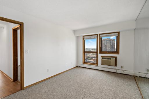 19-print-433 S 7th St unit 1627 Minneapolis MN_0022 copy.jpg