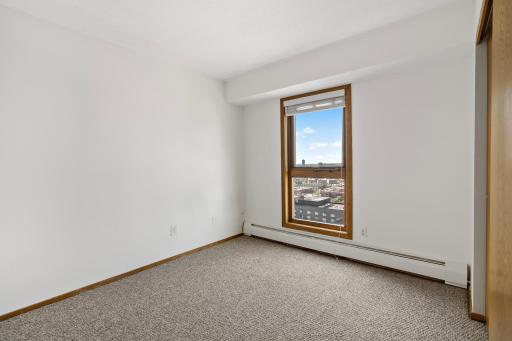 24-print-433 S 7th St unit 1627 Minneapolis MN_0027 copy.jpg