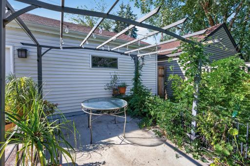 4556 43rd Avenue S, Minneapolis, MN 55406