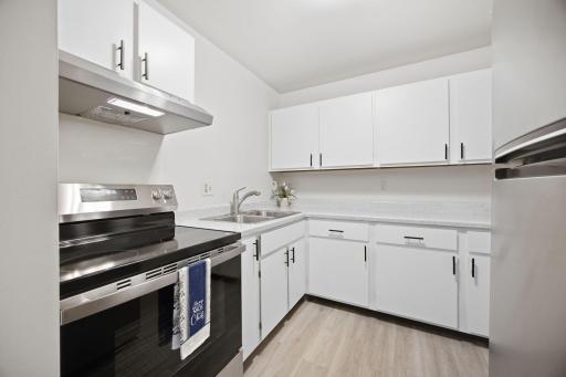 8242 Freemont Avenue S, B, Bloomington, MN 55420