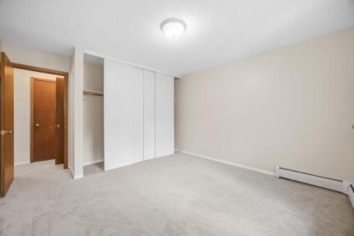 8242 Freemont Avenue S, B, Bloomington, MN 55420
