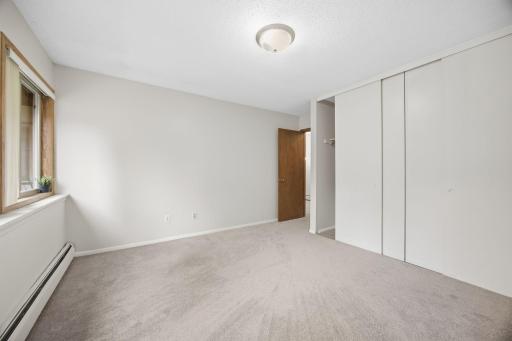 8242 Freemont Avenue S, B, Bloomington, MN 55420