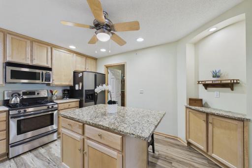 625 Wesley Commons Drive, 47, Minneapolis, MN 55427