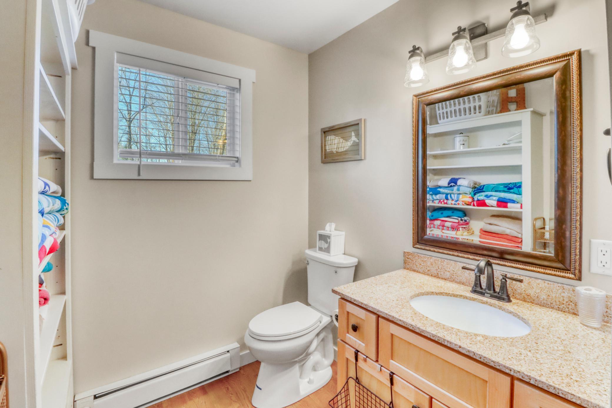 Upstairs Bathroom1_2.JPG