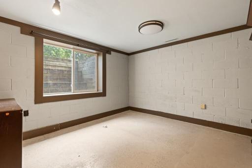 305 E 3rd Street, Minneota, MN 56264