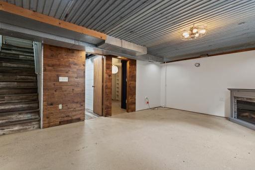 305 E 3rd Street, Minneota, MN 56264