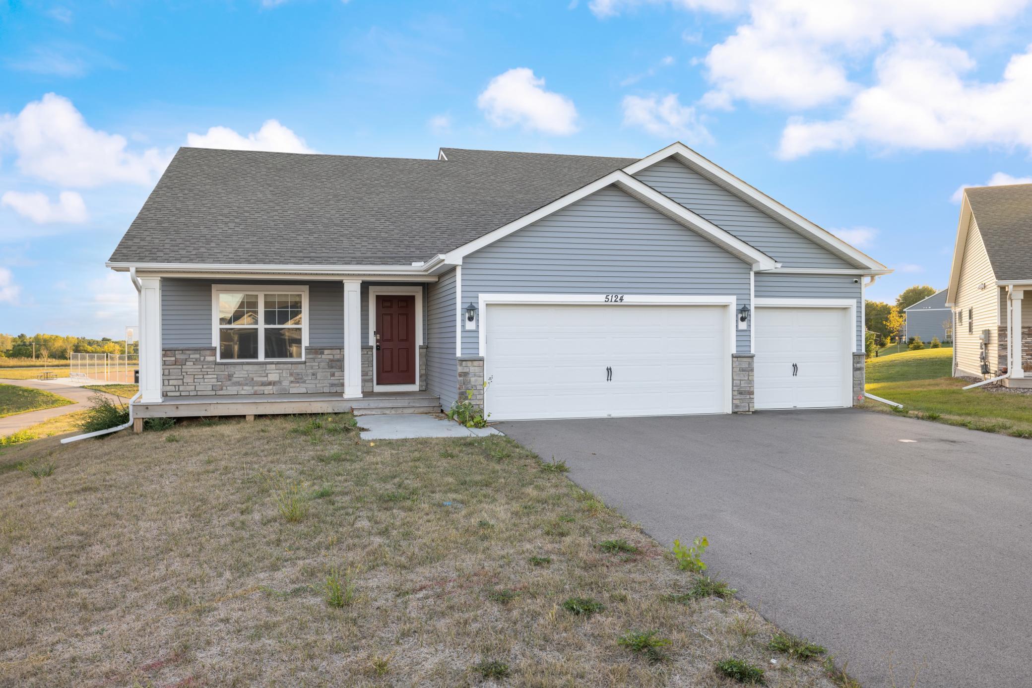 Property photo for 5124 Mustang Circle, Saint Paul, MN 55129