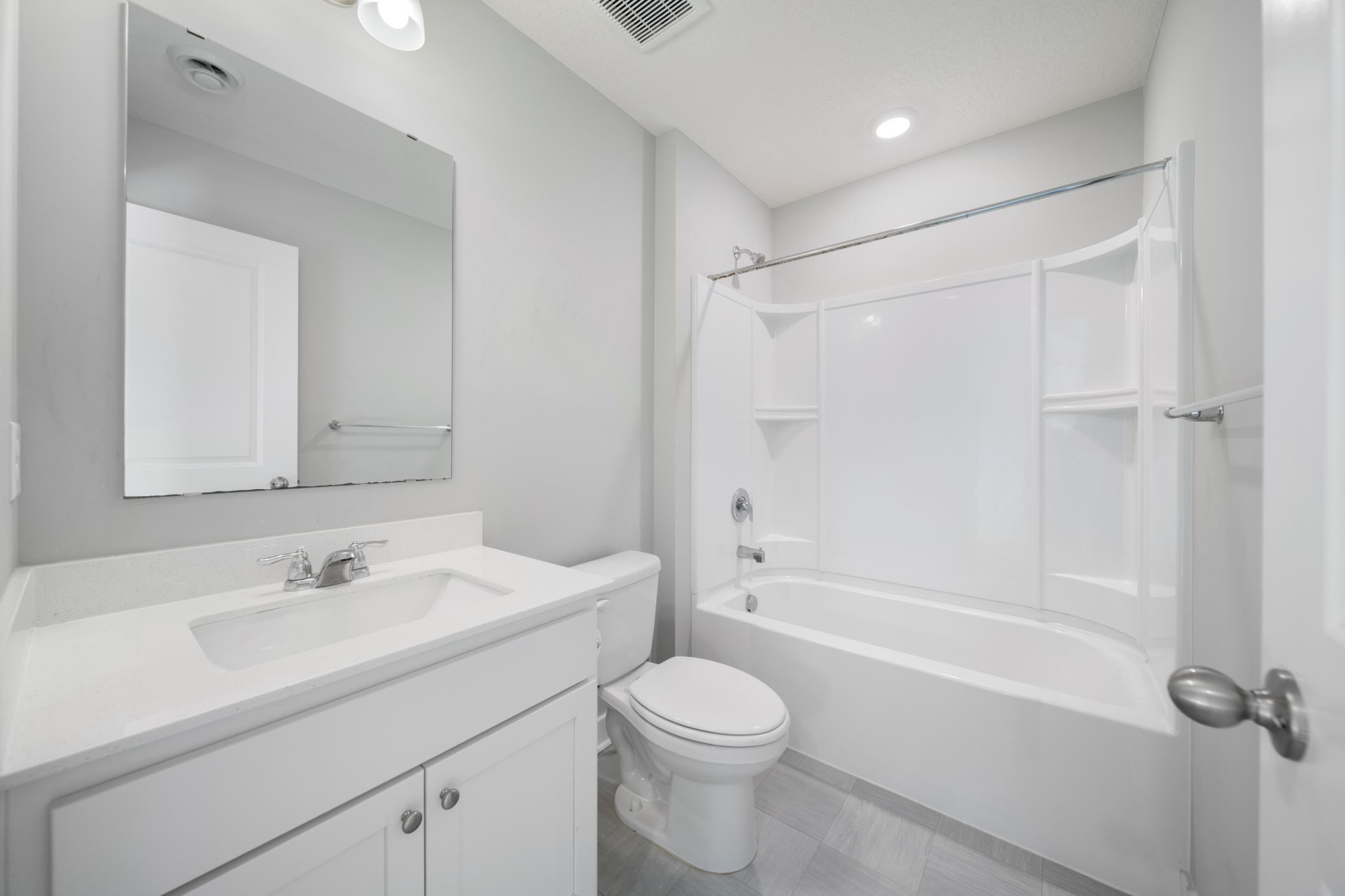 29_bathroom.jpg