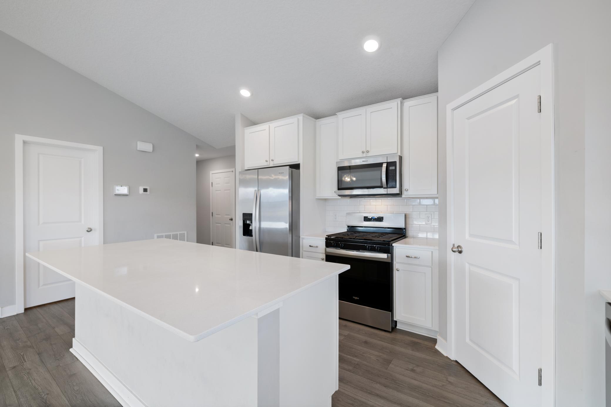13_kitchen.jpg