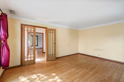 18-web-or-mls-6824 E Fish Lake Rd-106.jpg