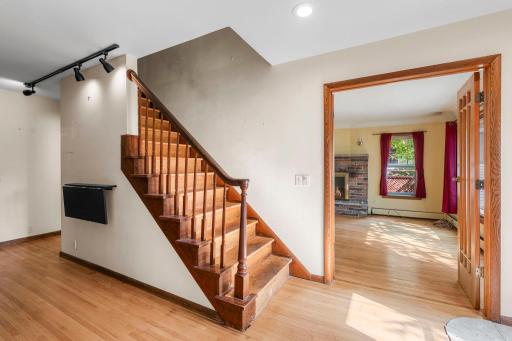 20-web-or-mls-6824 E Fish Lake Rd-116.jpg