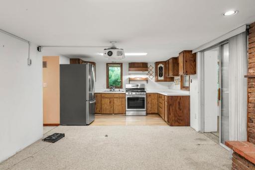 43-web-or-mls-6824 E Fish Lake Rd-191.jpg