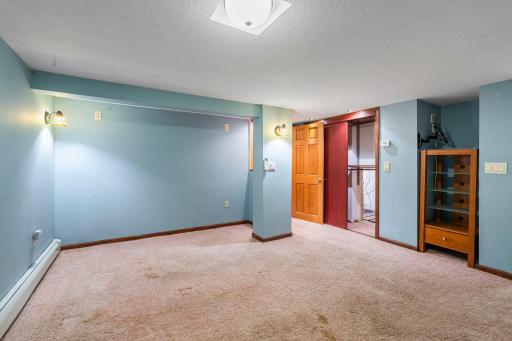 54-web-or-mls-6824 E Fish Lake Rd-246.jpg