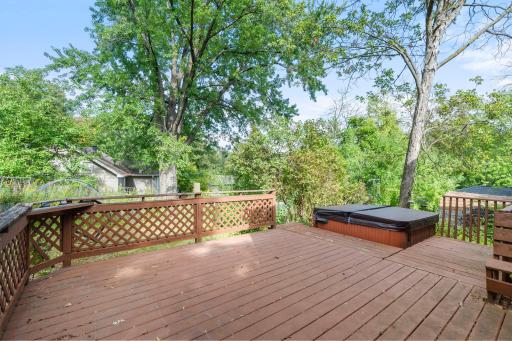 61-web-or-mls-6824 E Fish Lake Rd-321.jpg