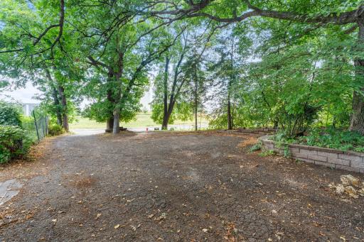 81-web-or-mls-6824 E Fish Lake Rd-401.jpg