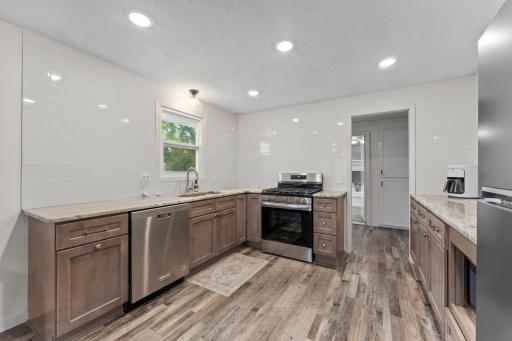 27749 Bay Shore Drive NW, Isanti, MN 55040