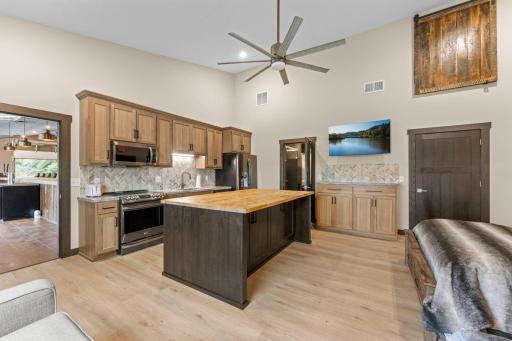 27749 Bay Shore Drive NW, Isanti, MN 55040