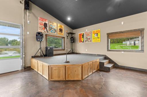 27749 Bay Shore Drive NW, Isanti, MN 55040