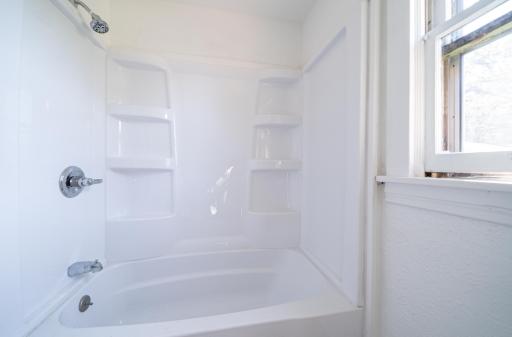 1796 Minnehaha Avenue W, Saint Paul, MN 55104