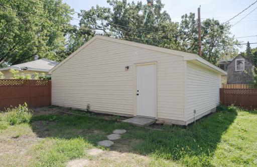 1796 Minnehaha Avenue W, Saint Paul, MN 55104