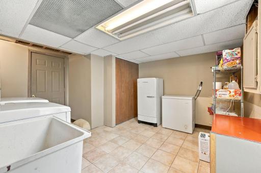 Laundry and storage in basement or convert to 5th bedroom