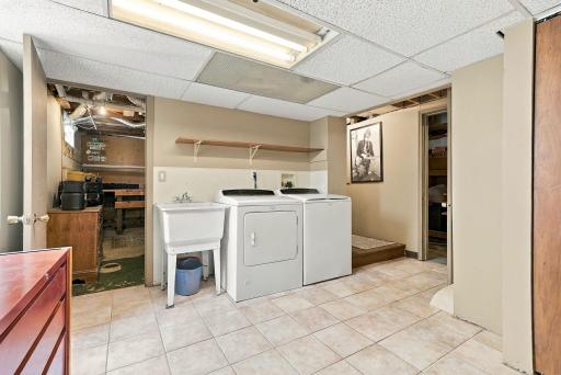 Laundry and storage in basement or convert to 5th bedroom