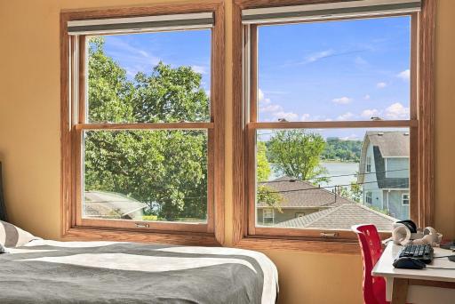 Upper floor bed 3