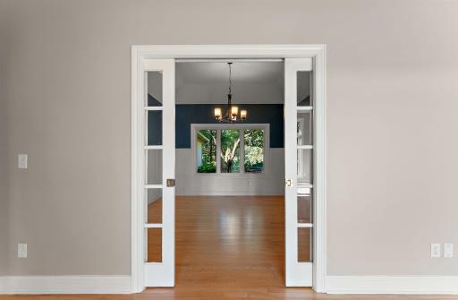 Pocket French Doors to Dining Room
