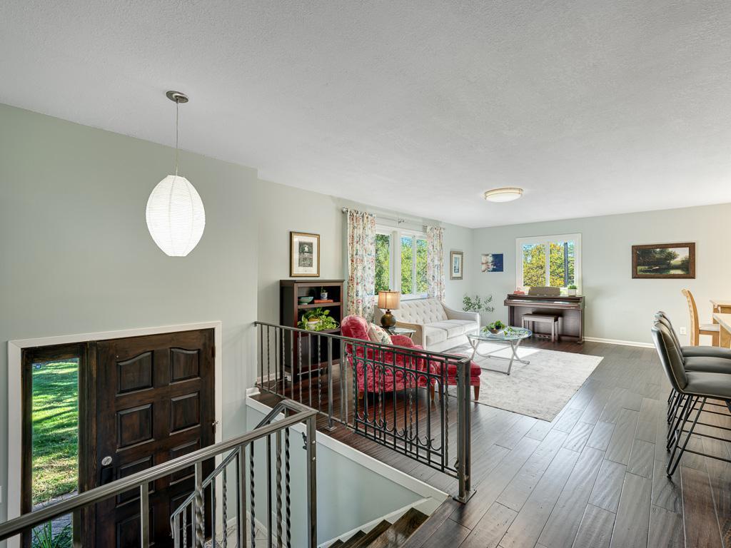 A bright and open living area is waiting for you.