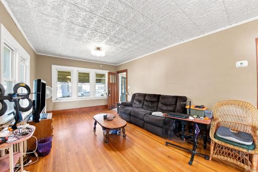 Original hardwood floors