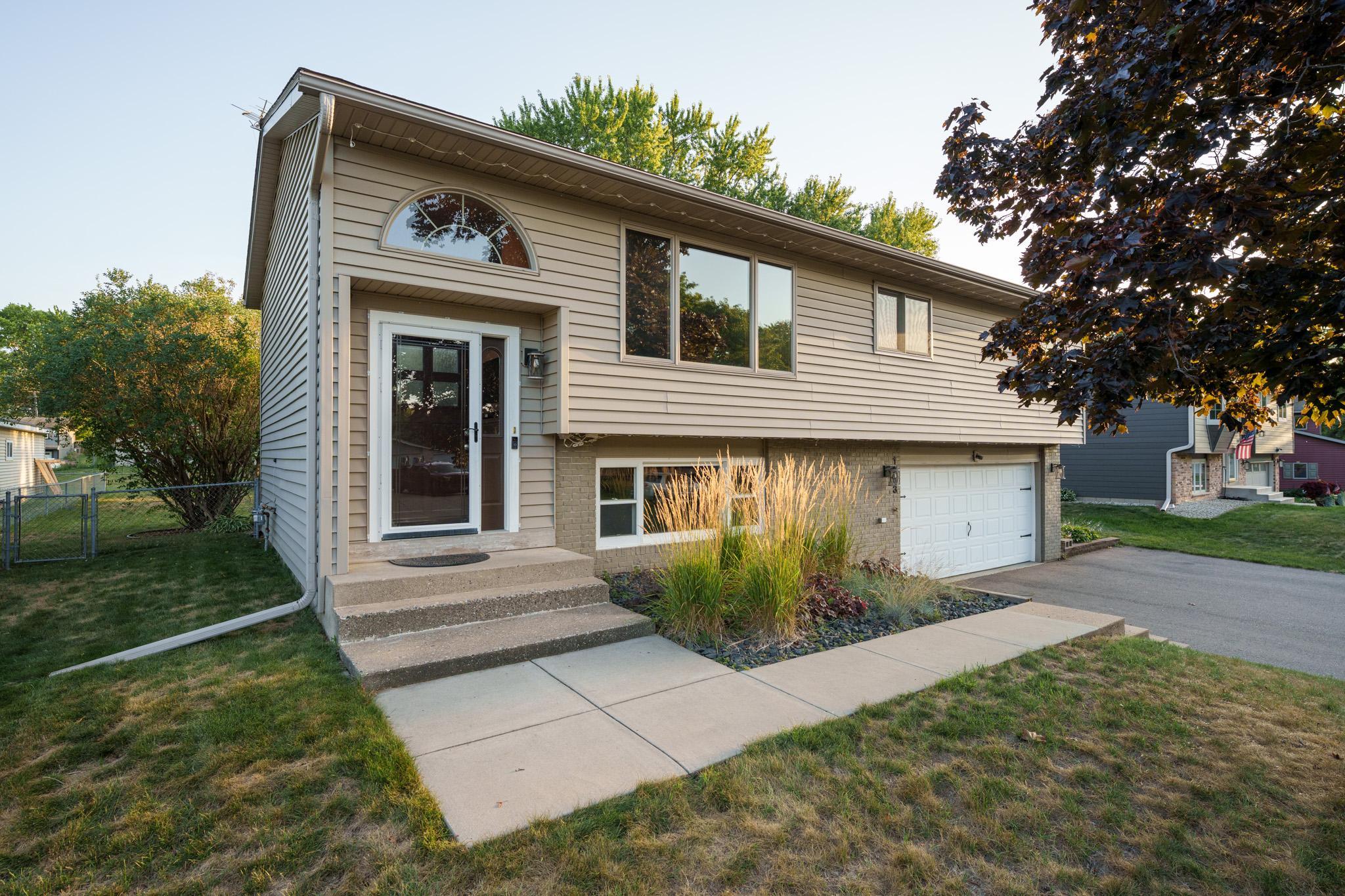 Property photo for 1233 View Court, Hastings, MN 55033