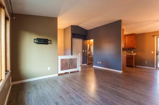 Living Room - 1233 View Ct Hastings-21.jpg
