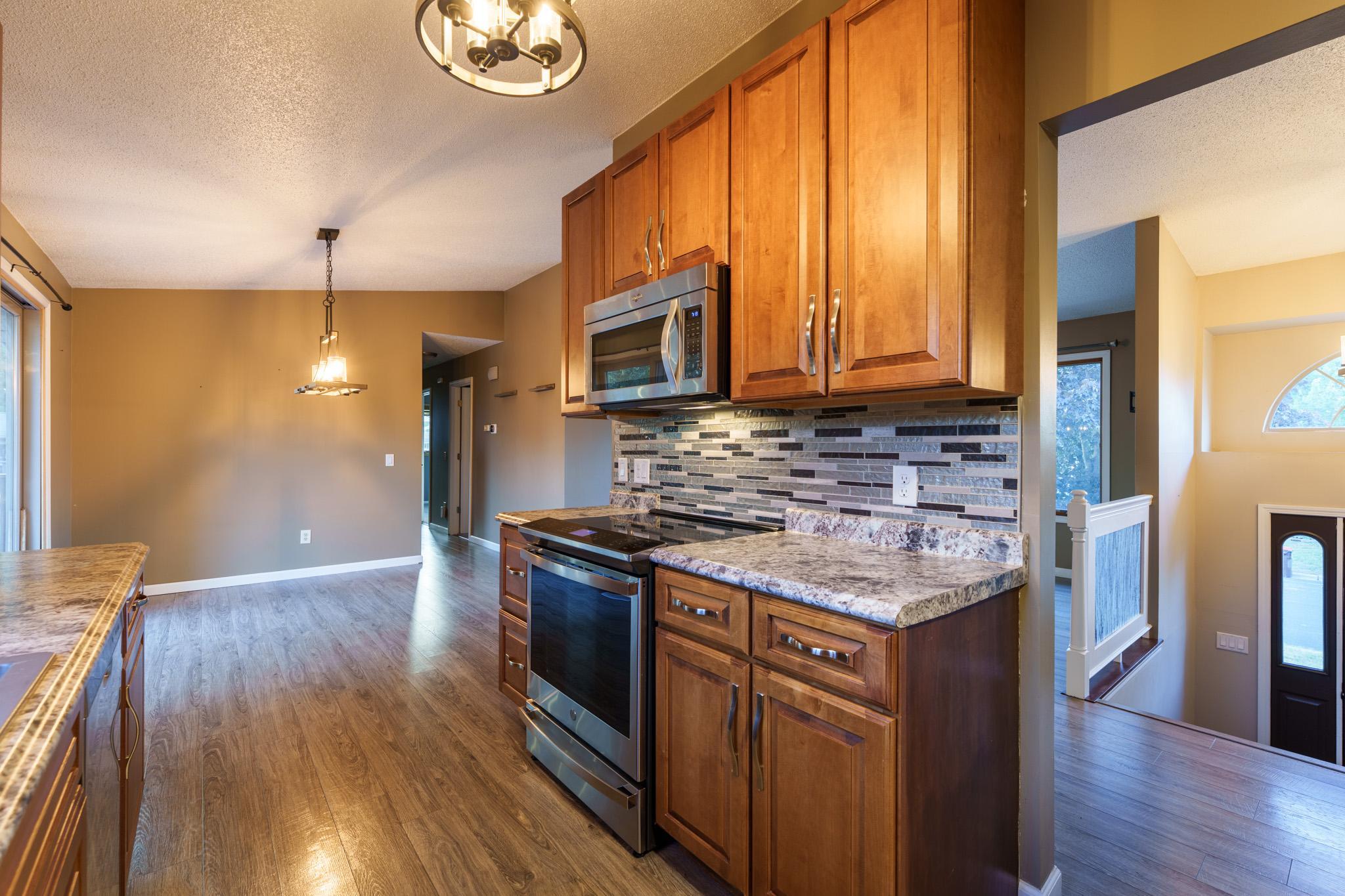 1233 View Ct Hastings-28.jpg
