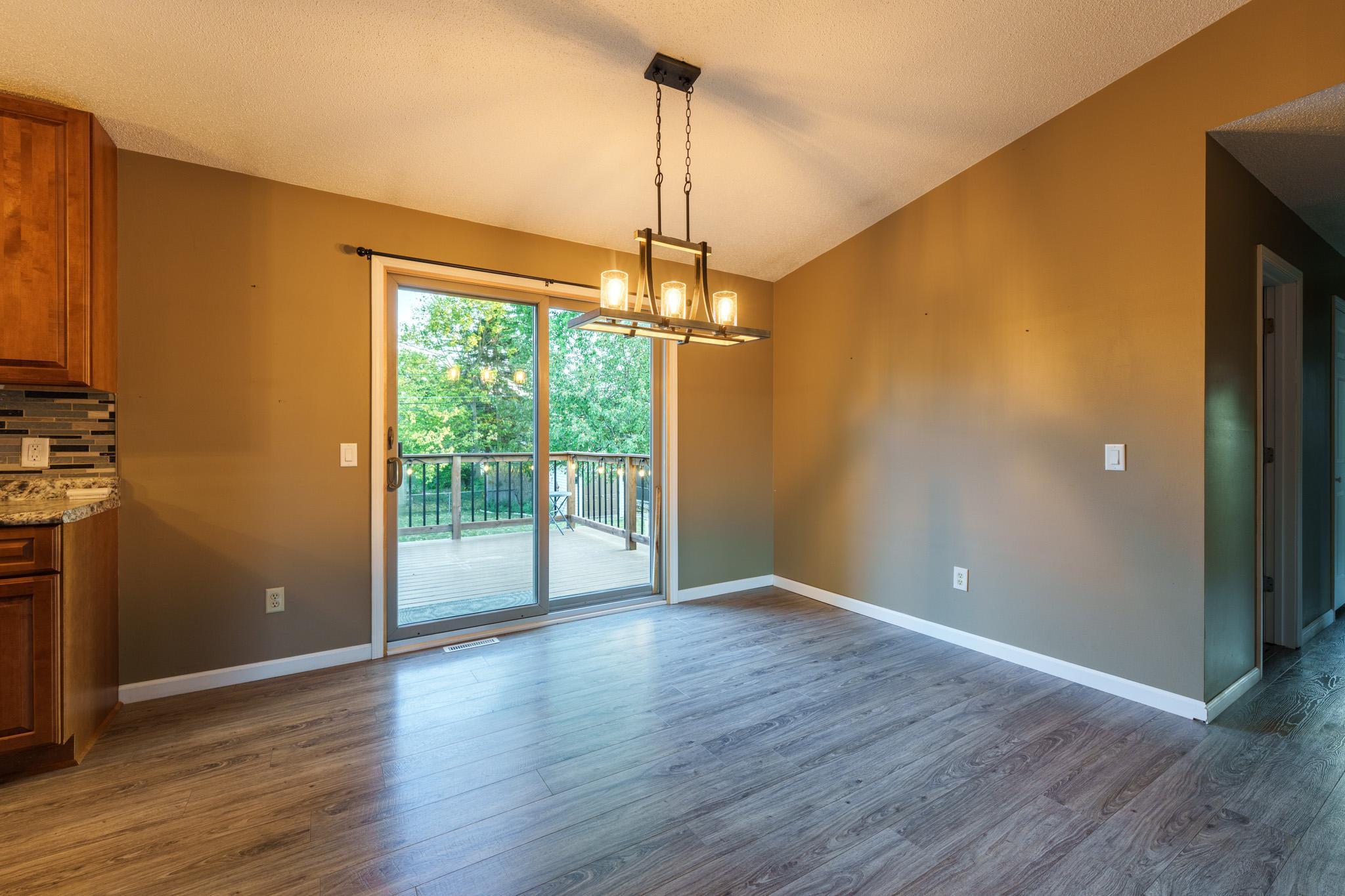 Dinning Room - 1233 View Ct Hastings-23.jpg