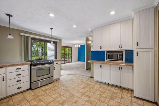 321 Benton Street, Anoka, MN 55303