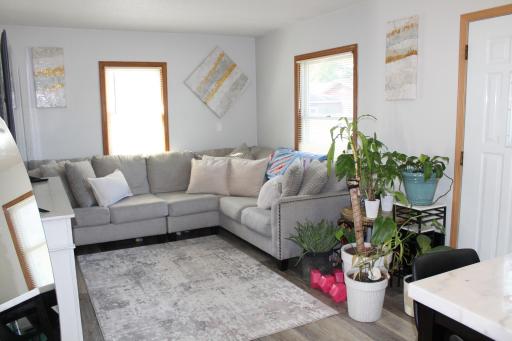 1806-1808 S 8th Avenue S, Fargo, ND 58103
