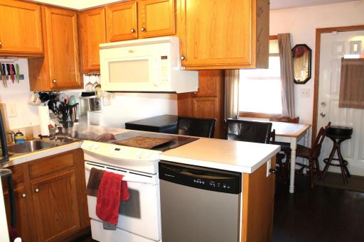 1806-1808 S 8th Avenue S, Fargo, ND 58103