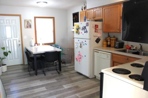 1806-1808 S 8th Avenue S, Fargo, ND 58103
