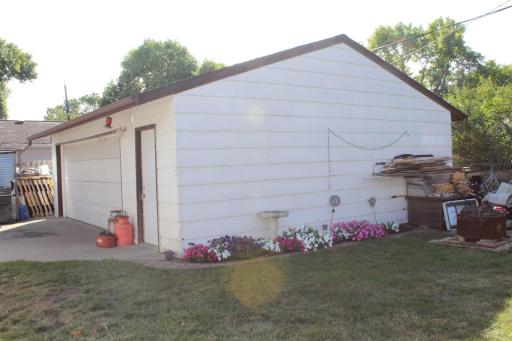 1806-1808 S 8th Avenue S, Fargo, ND 58103