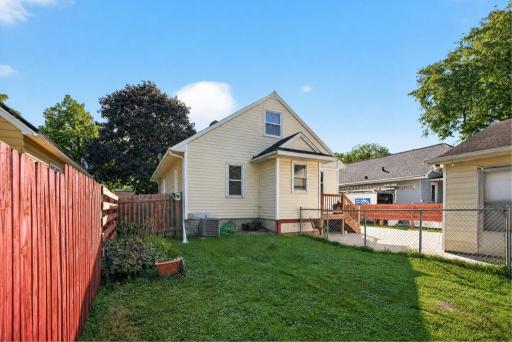 3 bed 2 bath home for sale 1133 8th Ave SE Rochester MN 55904