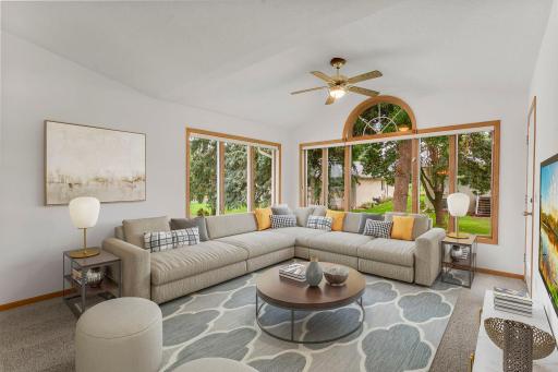 17-web-or-mls-1284 Quincy Cir-133_FInal.jpg