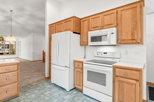 26-web-or-mls-1284 Quincy Cir-103.jpg