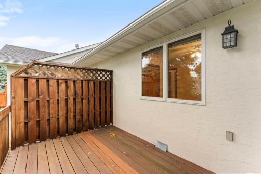 69-web-or-mls-1284 Quincy Cir-235.jpg