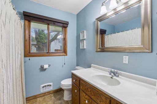 752 South Street, Anoka, MN 55303
