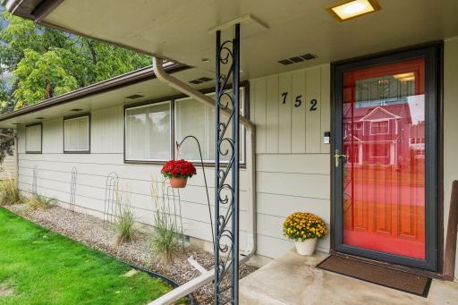 752 South Street, Anoka, MN 55303