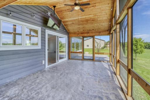 24718 W Elbow Road, Pelican Rapids, MN 56572